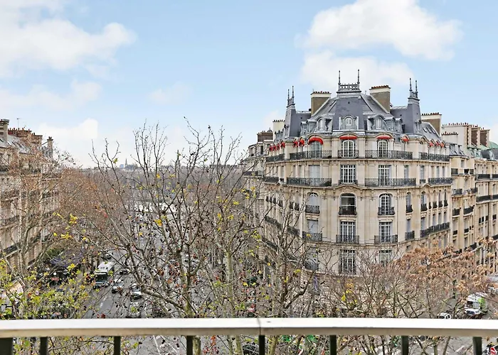 Luxurious In For 6 People Paris